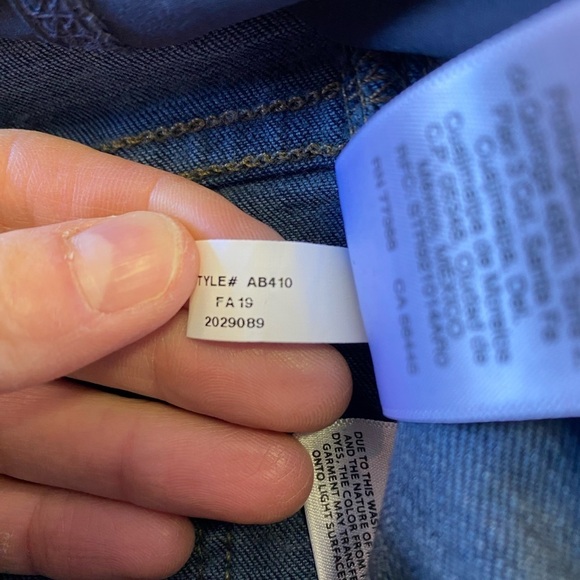 NWT Madewell Maternity Over-the-Belly Skinny Jeans in Hayes Wash size 25 - Picture 13 of 14